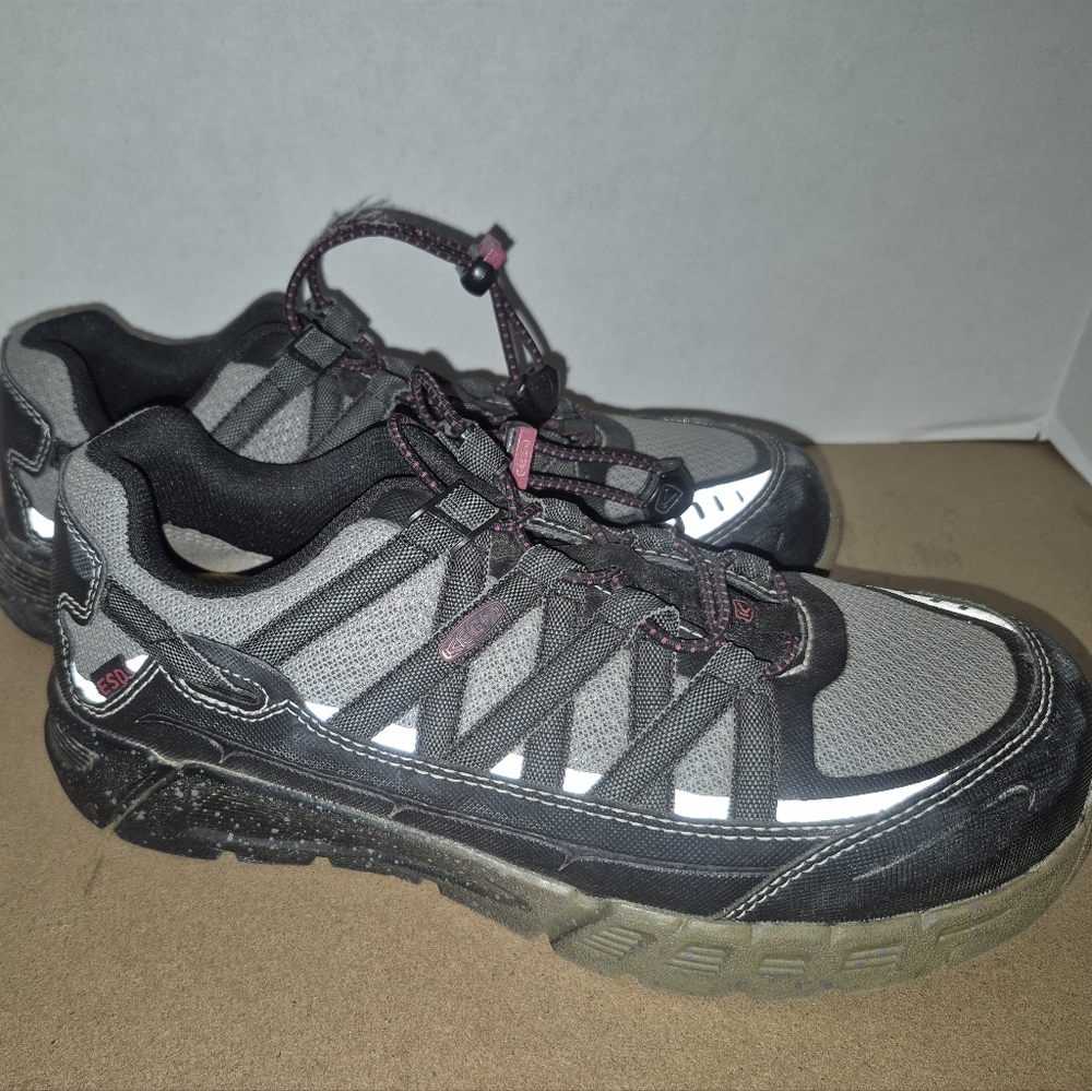 Keen Womens Utility Low ASTM F2413-11 Grey/Pink Work Shoes Steel Toe Size 7.5